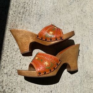 70s wooden clogs